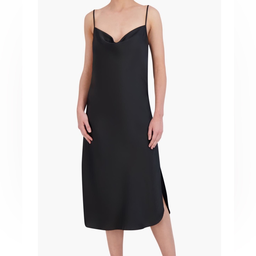 Midi Black Slipdress 💃